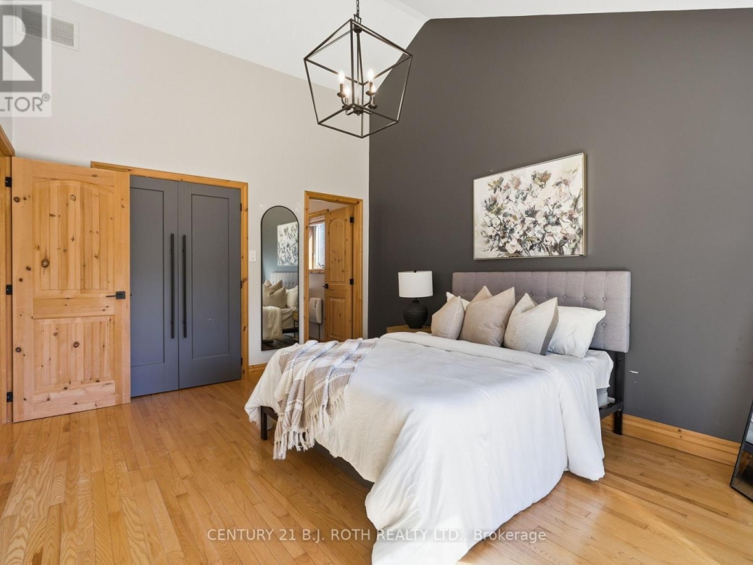 46 SLALOM DRIVE, Oro-Medonte (Moonstone)
