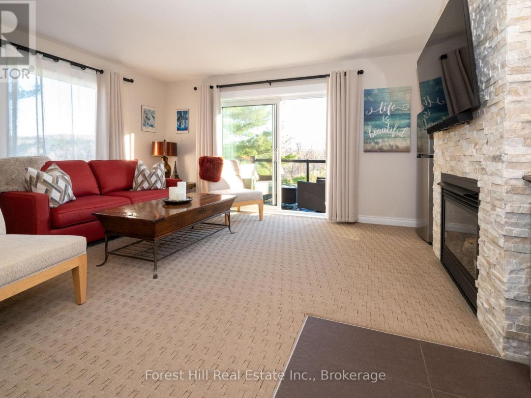 303 - 1235 DEERHURST DRIVE, Peninsula Lake
