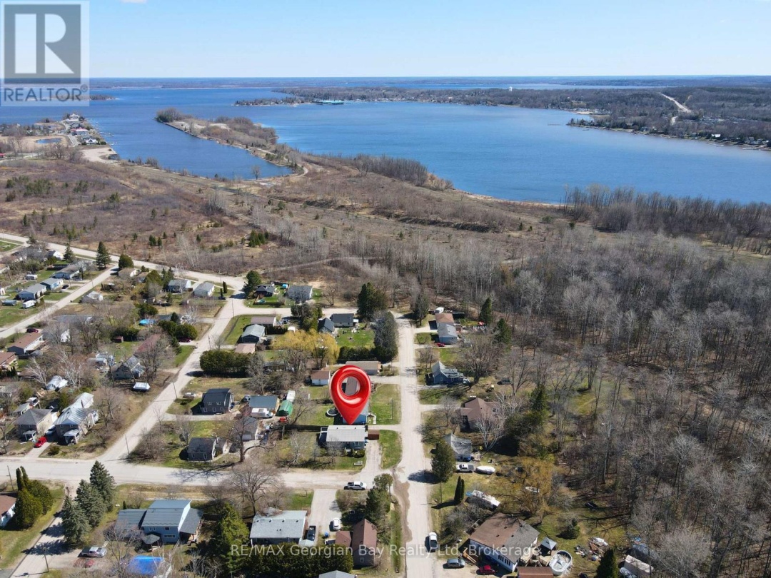 919 EIGHTH AVENUE, Tay (Port McNicoll)