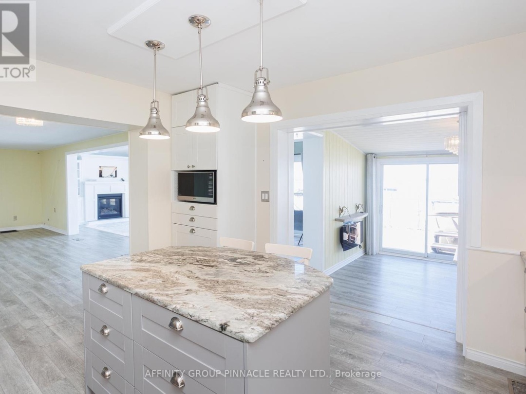 14 ORIOLE ROAD, Cameron Lake