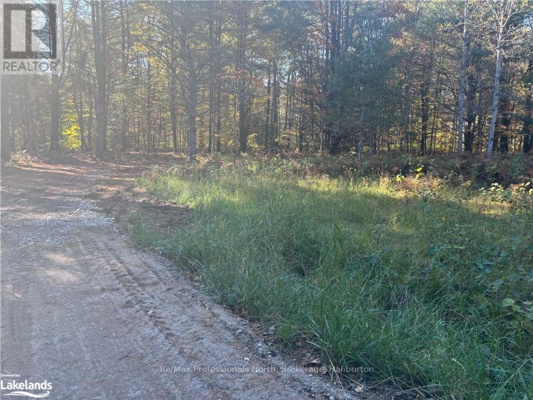 1081 HAWK VALLEY ROAD, Kennisis River