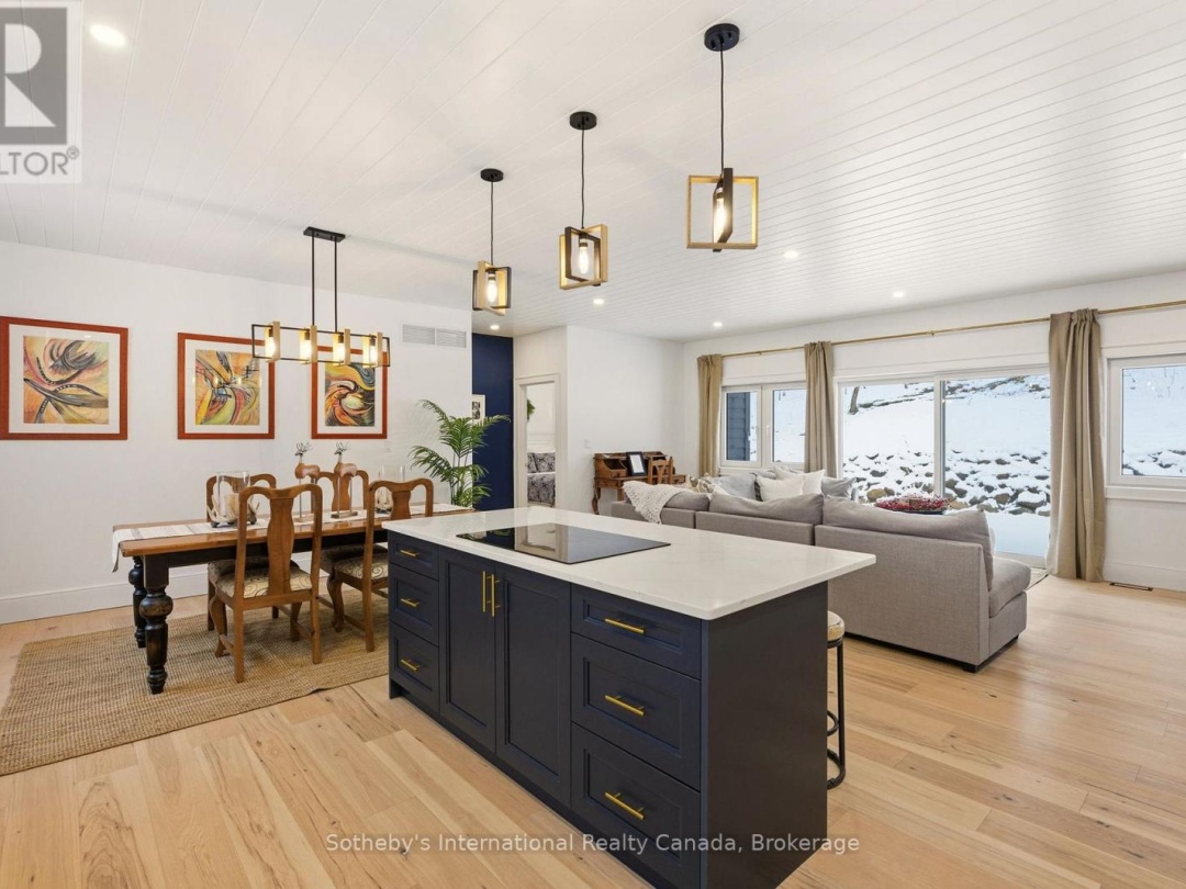 2435 RAVENSCLIFFE ROAD, Huntsville (Stisted)