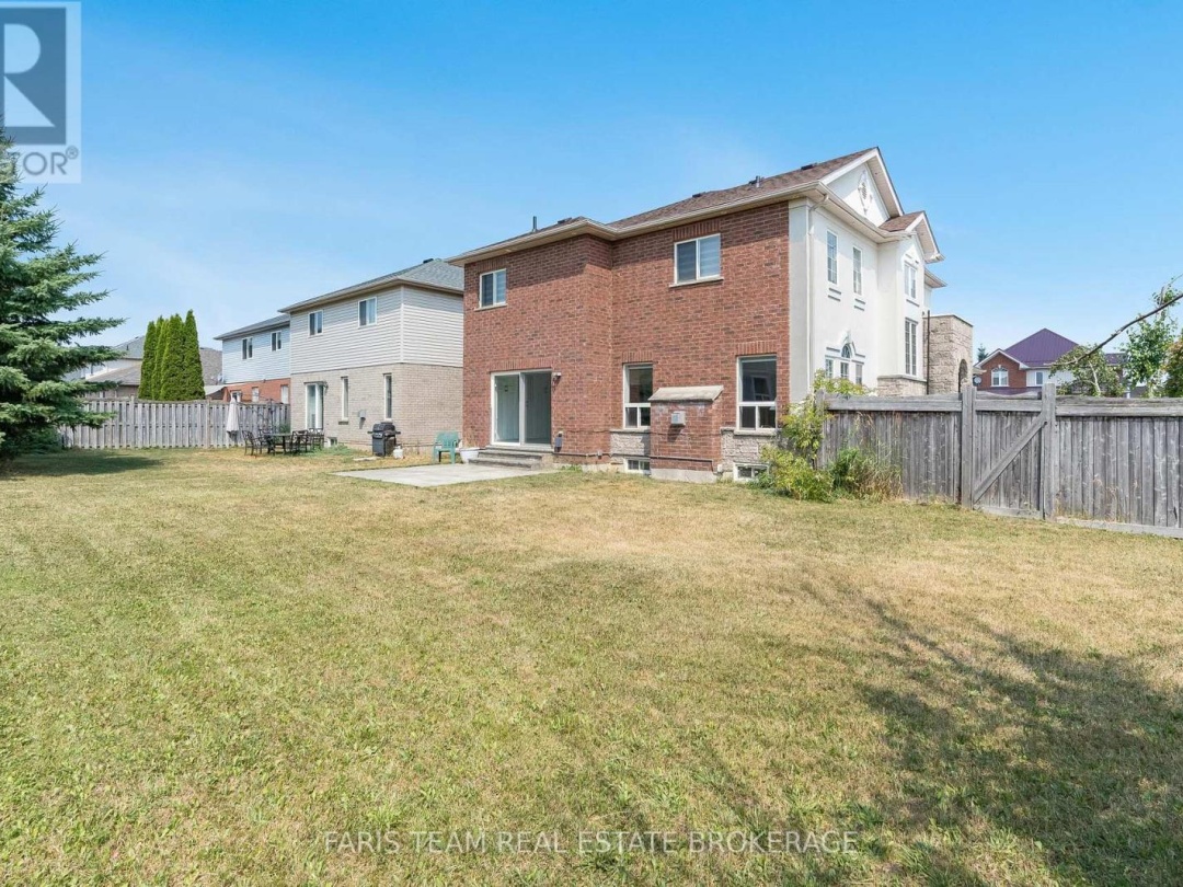 2 VANESSA DRIVE, Orillia