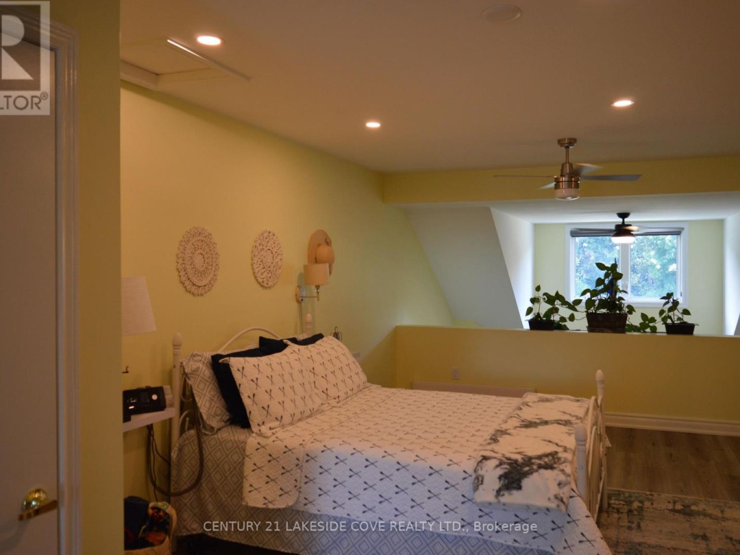 UNIT 8 - 41 LAGUNA PARKWAY, Lake Simcoe