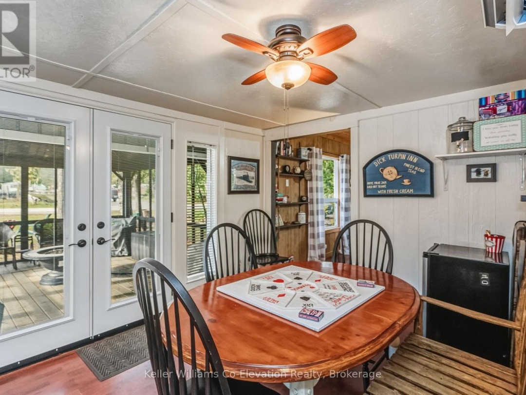 33 GLOUCESTER GROVE, 