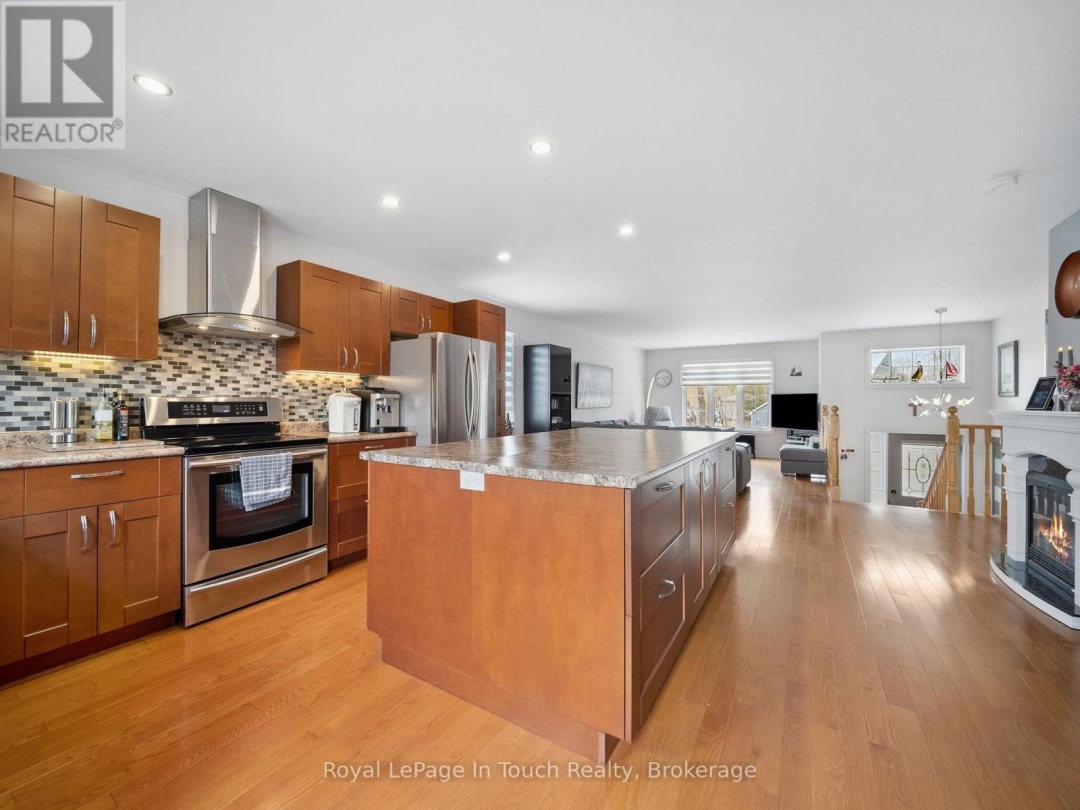 29 DUFFY DRIVE, Tay