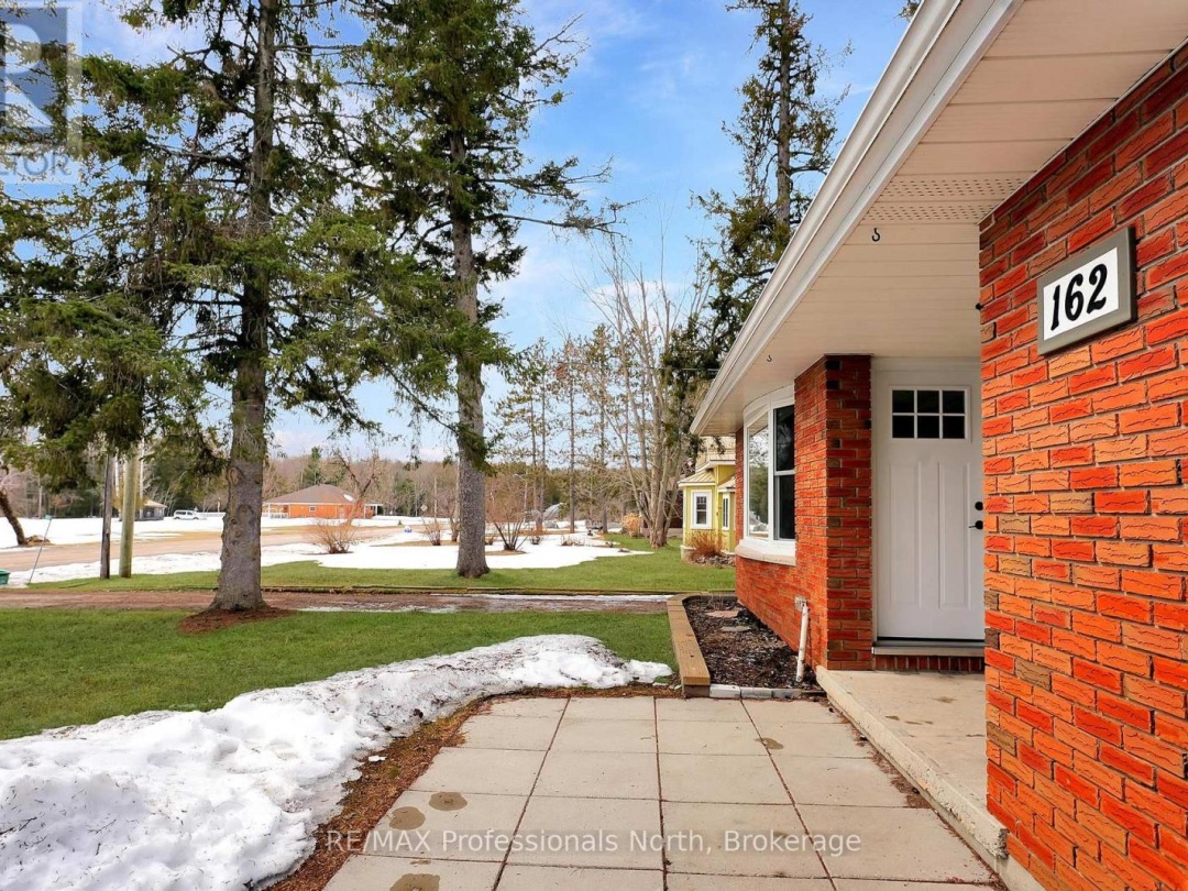 162 HILLSIDE DRIVE, Kawartha Lakes (Somerville)