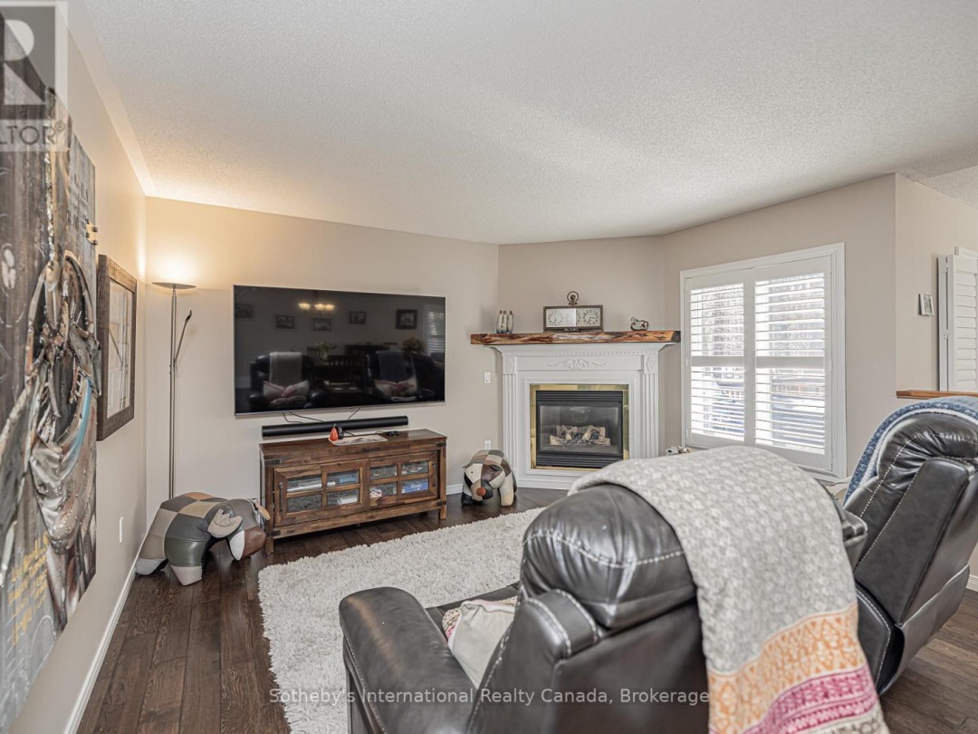 35 PINERIDGE GATE, Gravenhurst (Muskoka (S))