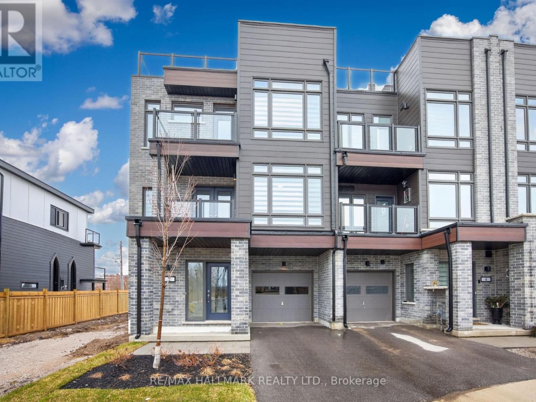 2 WYN WOOD LANE, Orillia