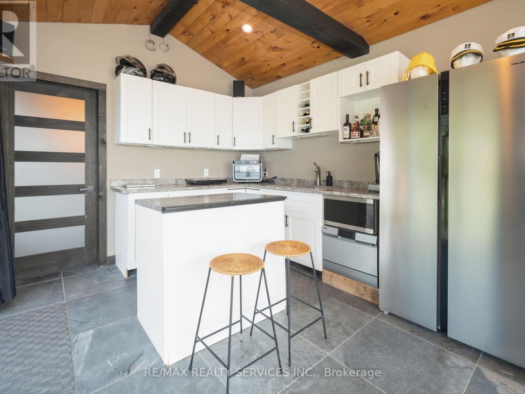 103 IVY LANE, Lake Simcoe