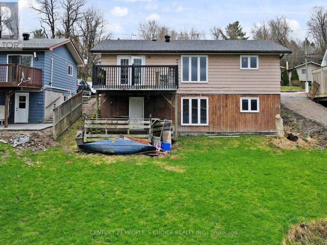 156 MAIN STREET W, 