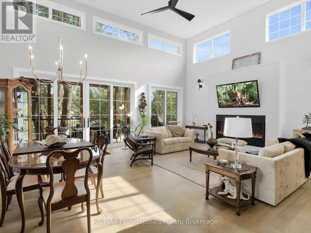 211 HOLDITCH STREET, 