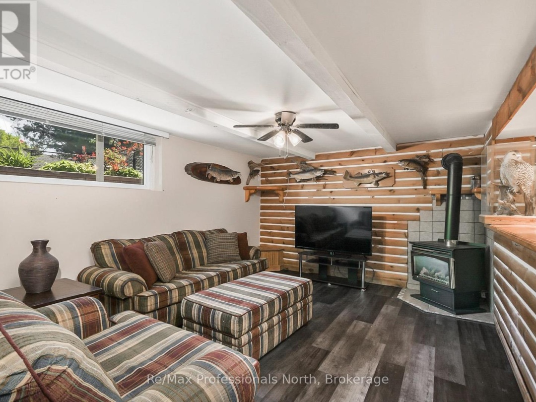 110 FRASER STREET, Gravenhurst (Muskoka (S))
