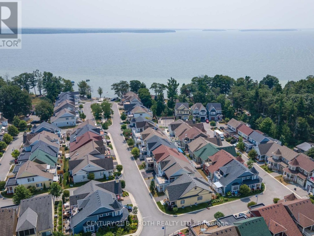 3327 SUMMERHILL WAY N, 