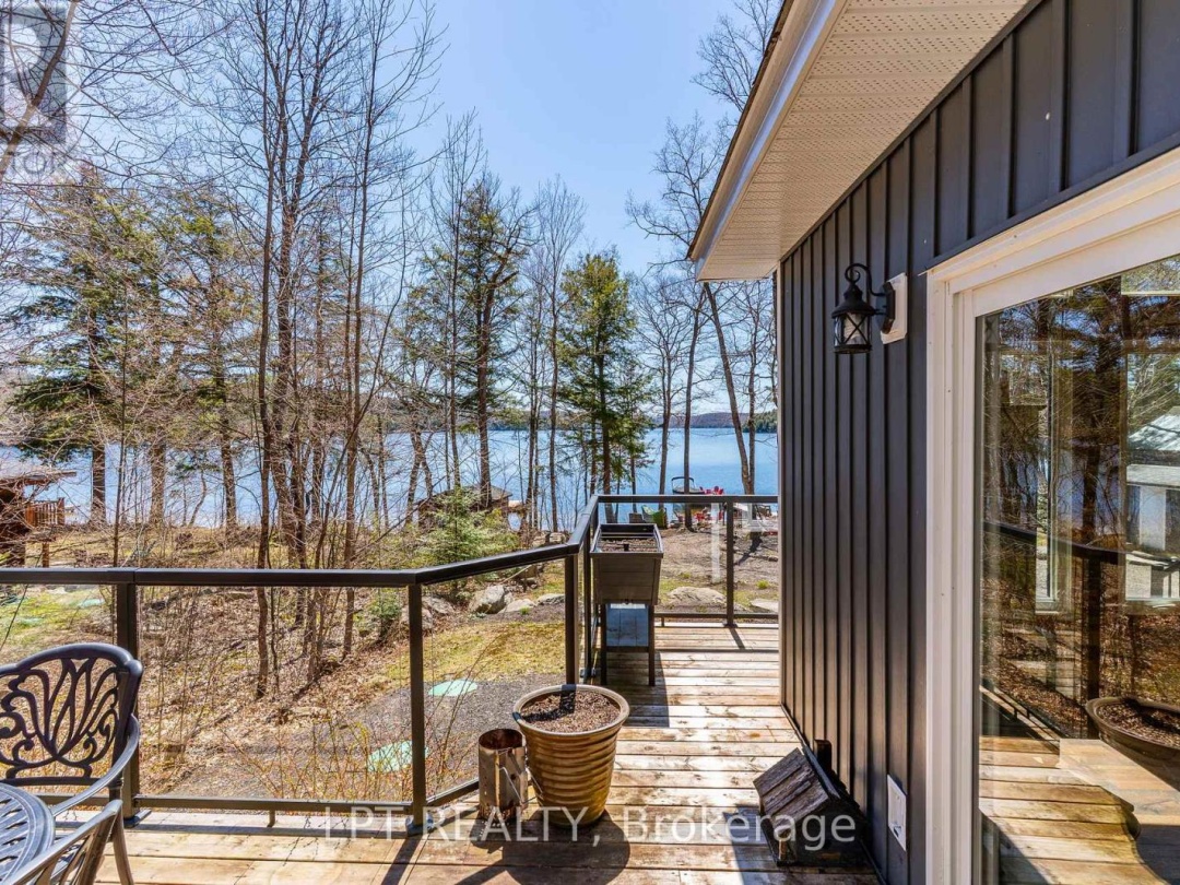 1369 HIPKISS DRIVE, Haliburton Lake