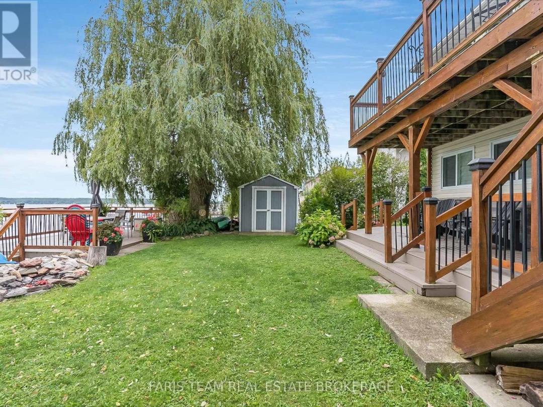 282 ROBINS POINT ROAD, 