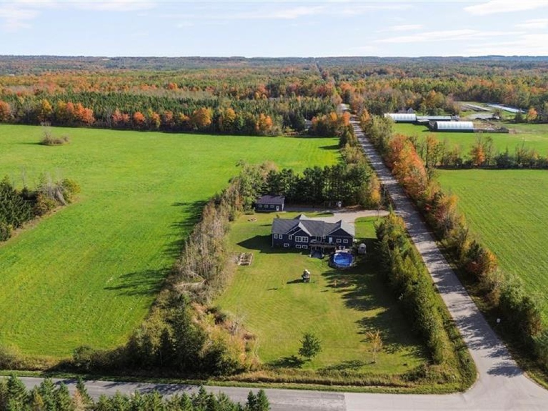 3387 WAINMAN Line, 