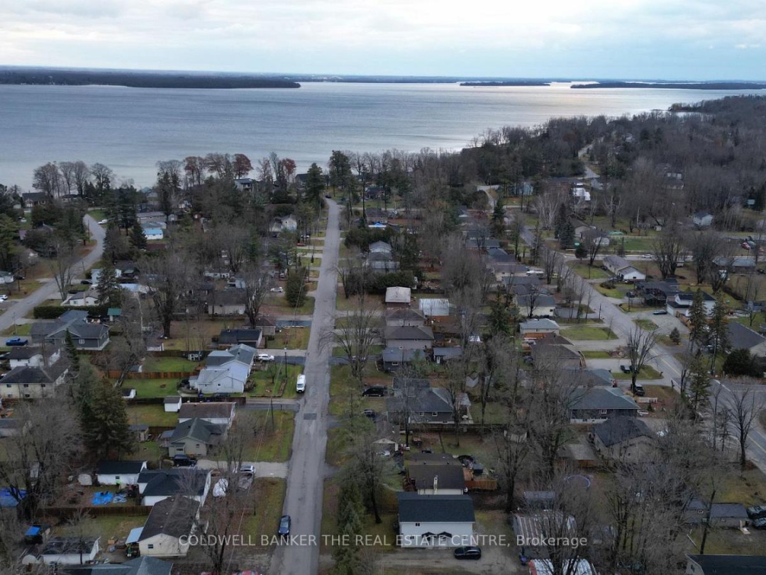 3396 BEACHVIEW AVENUE, Severn (West Shore)