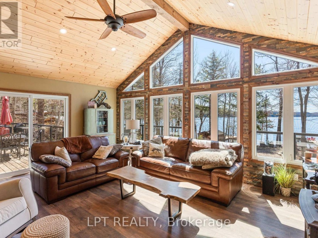 1369 HIPKISS DRIVE, Haliburton Lake