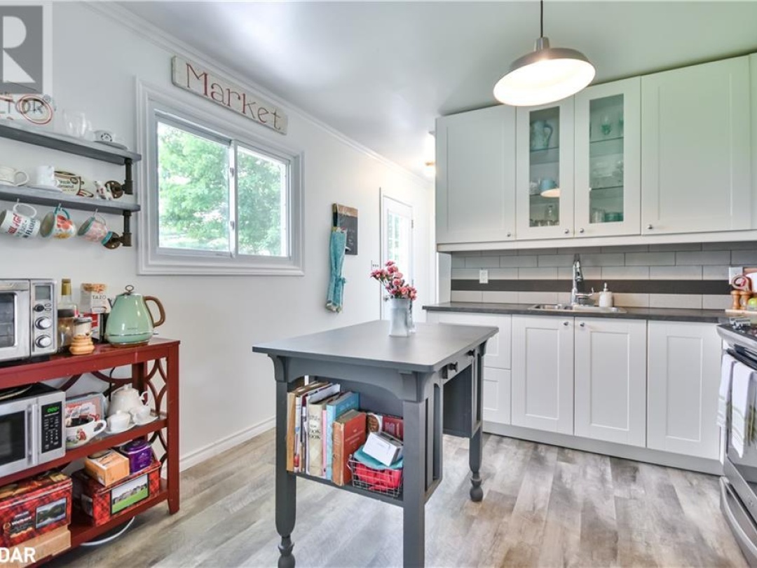 23 CONDER Drive, 