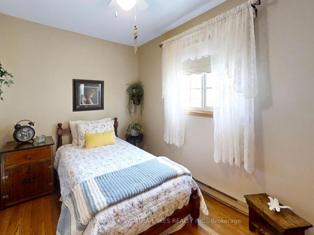 30 Grant Drive, Kawartha Lakes (Oakwood)