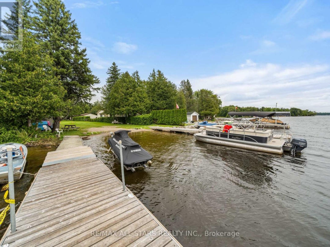 93 STURGEON GLEN ROAD, 