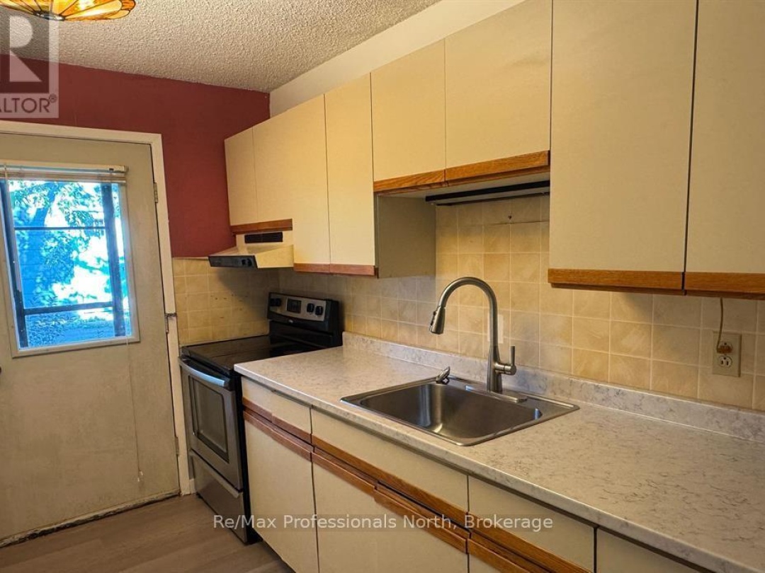 125 TAYLOR ROAD, 
