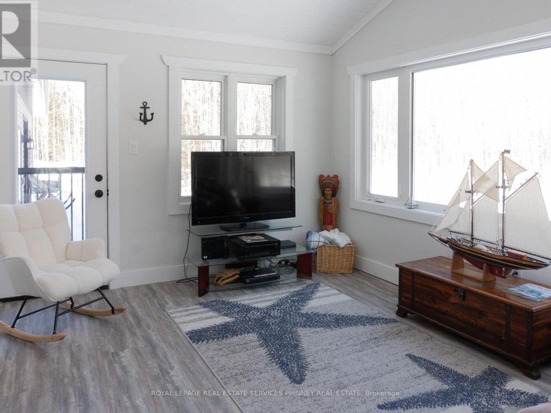 1068 XAVIER STREET, Gravenhurst (Morrison)