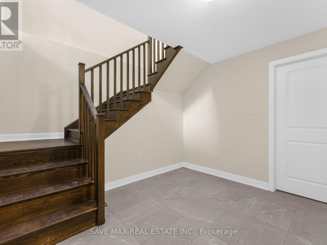 1007 KINGSRIDGE COURT, Lake of Bays (Franklin)