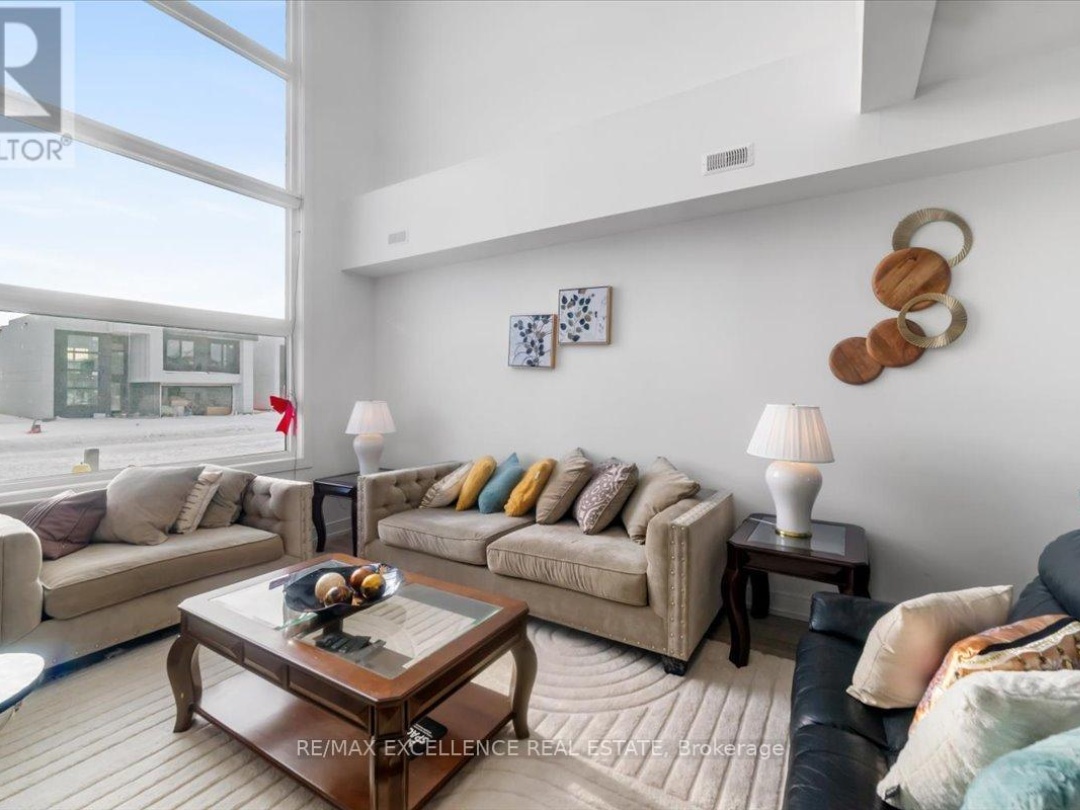 3717 QUAYSIDE DRIVE, Severn (West Shore)