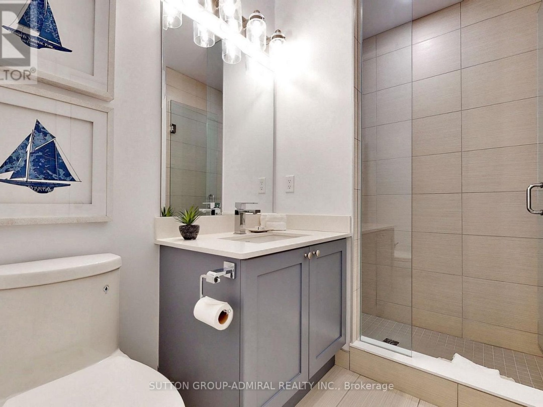 425 - 25 PEN LAKE POINT ROAD, 