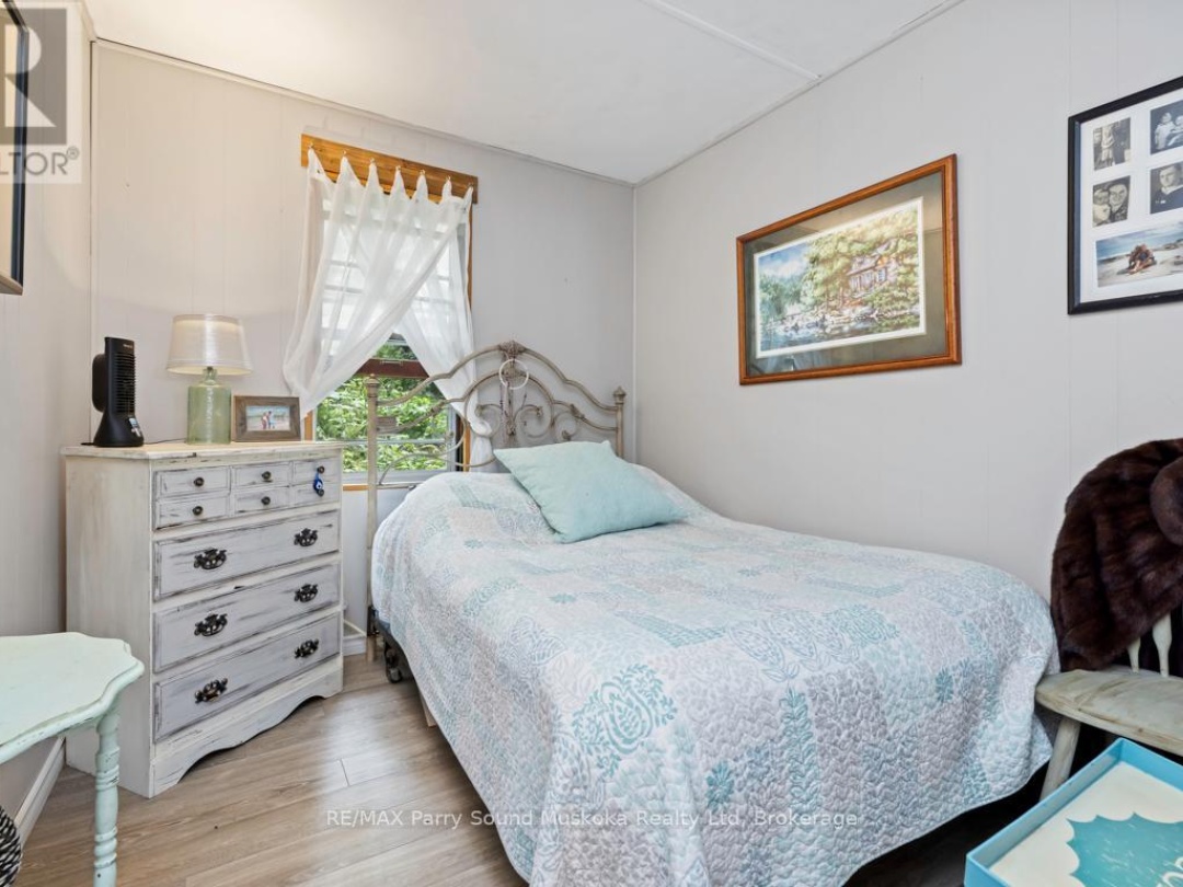 LOT 206 - 808 PARADISE LANE E, 