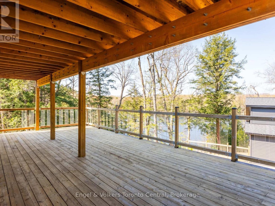 1457 LAKE JOSEPH ROAD, McTaggart Lake
