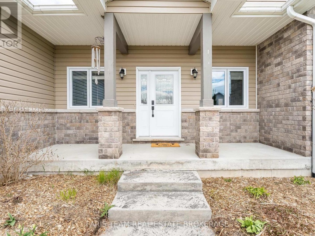 53 BOYD CRESCENT, Oro-Medonte (Moonstone)