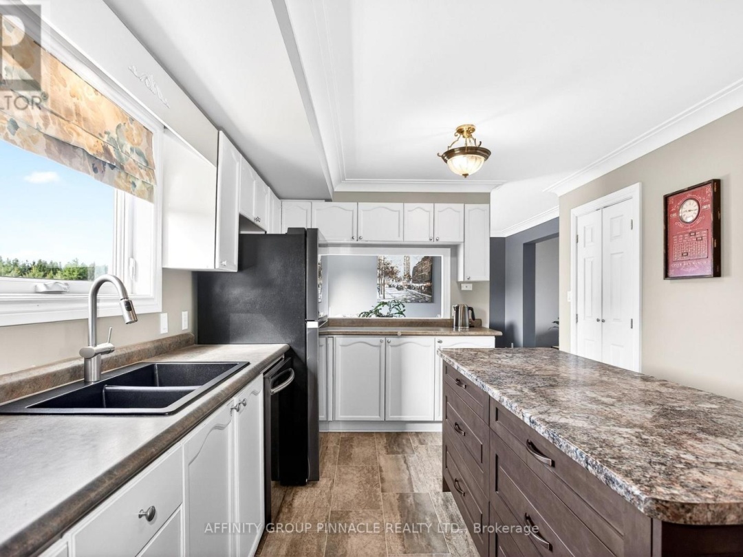 730 THE GLEN ROAD, Kawartha Lakes (Mariposa)