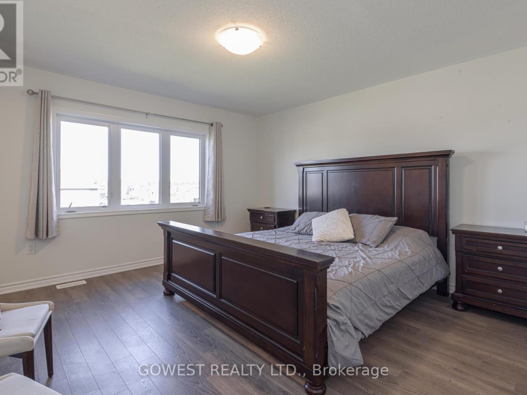 45 STOTHER CRESCENT, Bracebridge (Macaulay)
