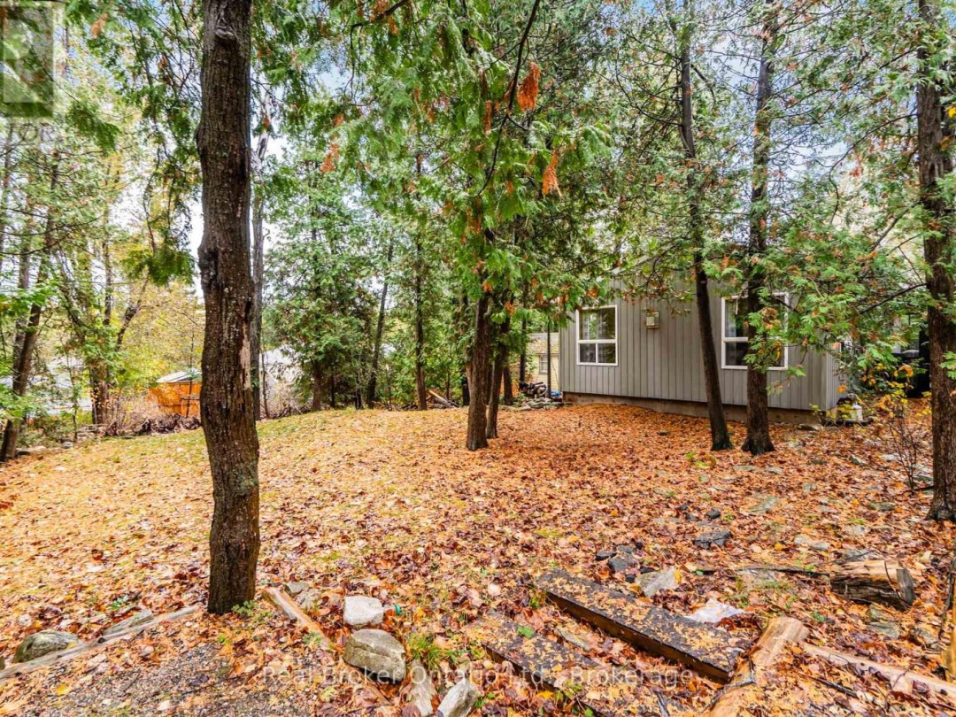 33 GLOUCESTER GROVE, Georgian Bay