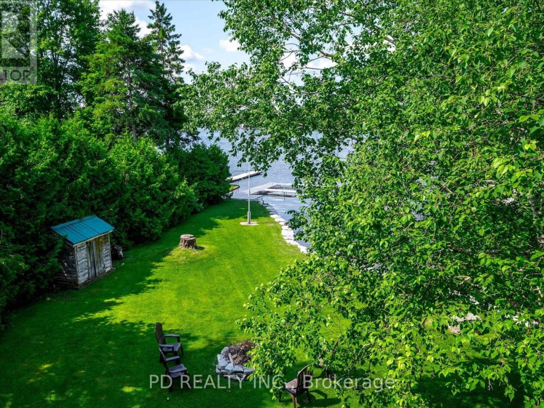 48 STURGEON GLEN ROAD, Sturgeon Lake