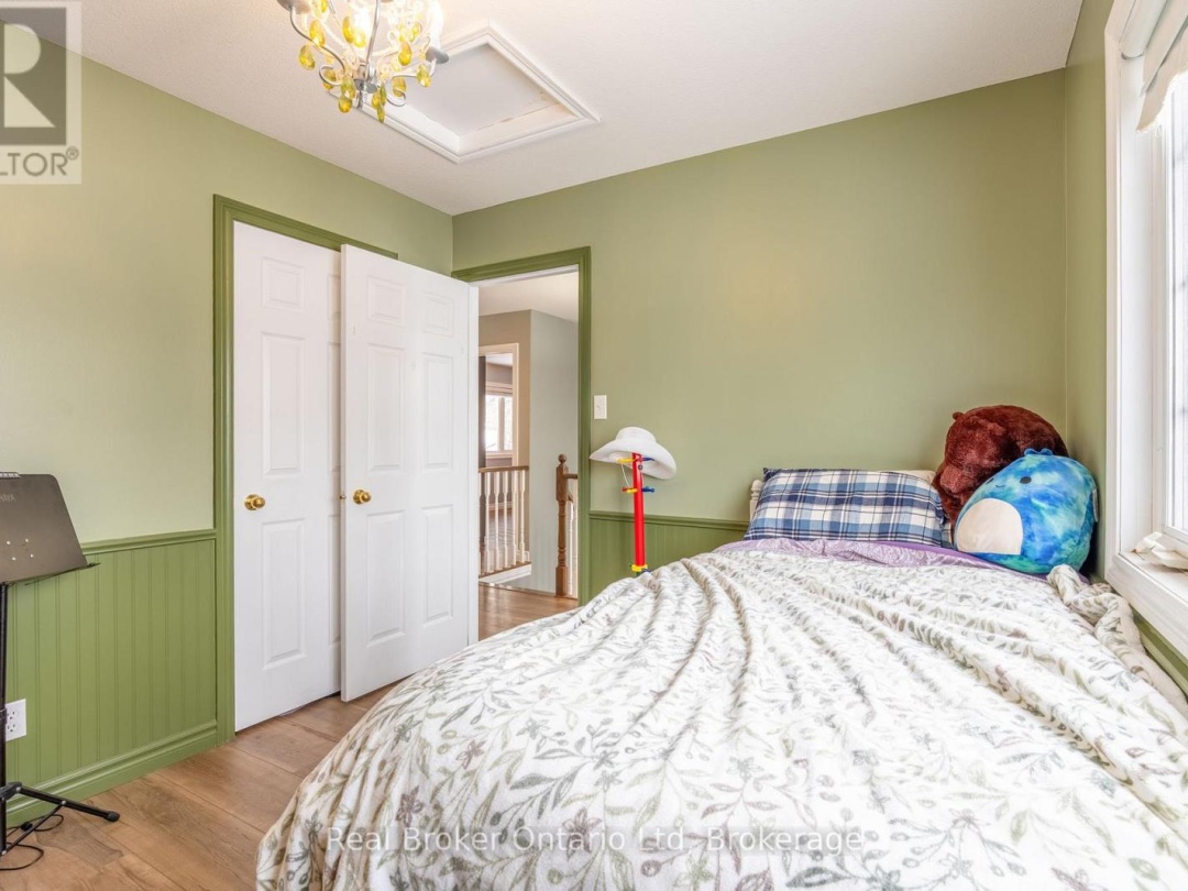 9 BOYD CRESCENT, Oro-Medonte (Moonstone)
