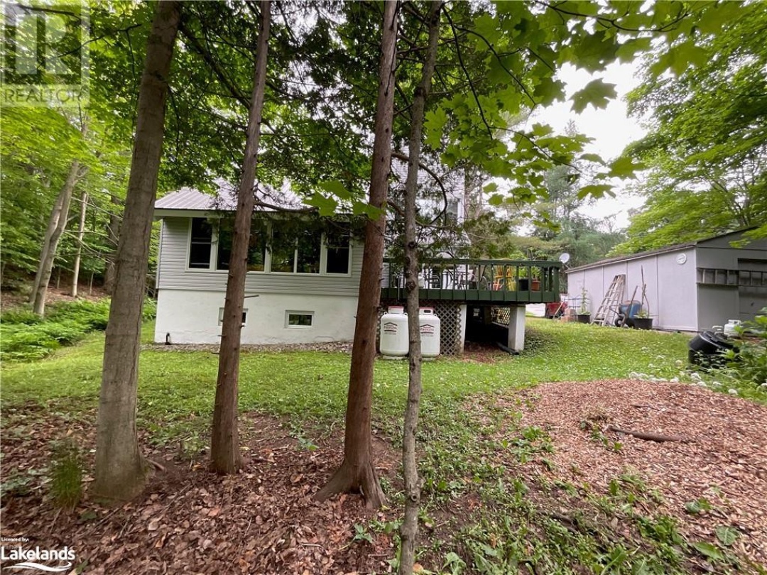 260 Woodland Drive, Peninsula Lake