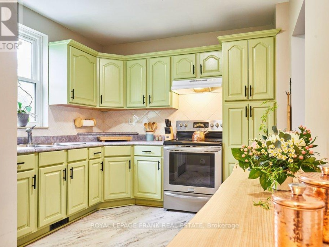 148 KING STREET, Kawartha Lakes (Woodville)