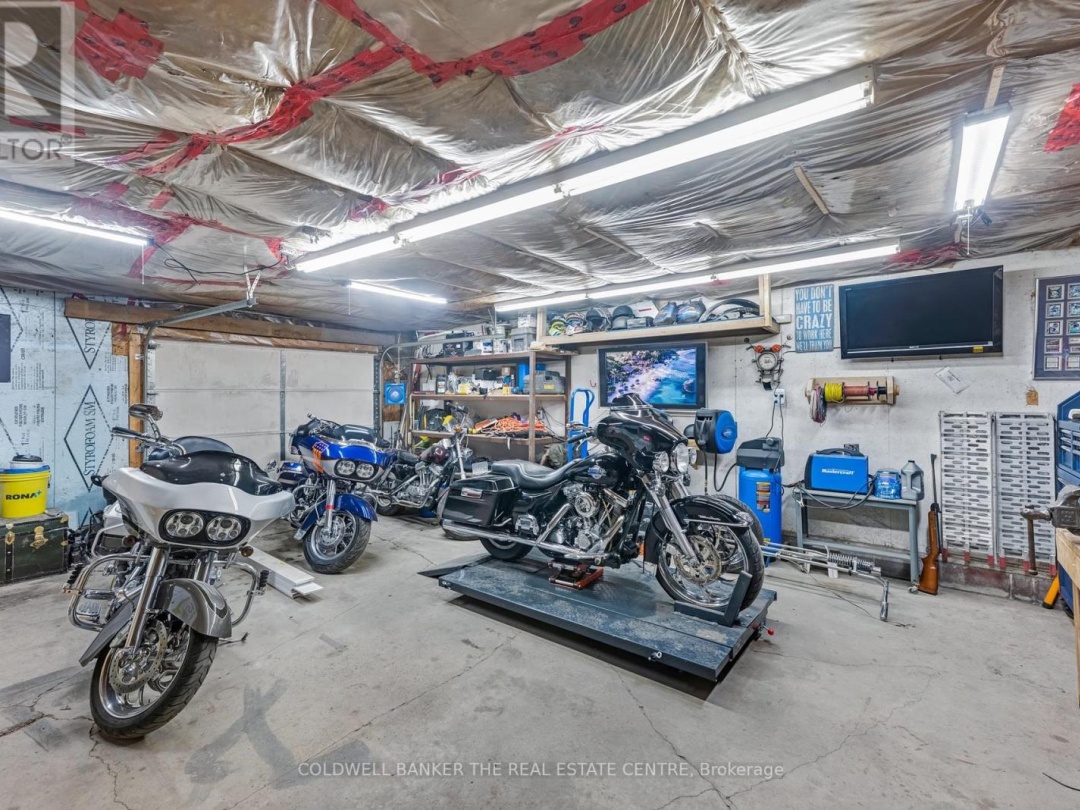 7629 Hwy 35, 