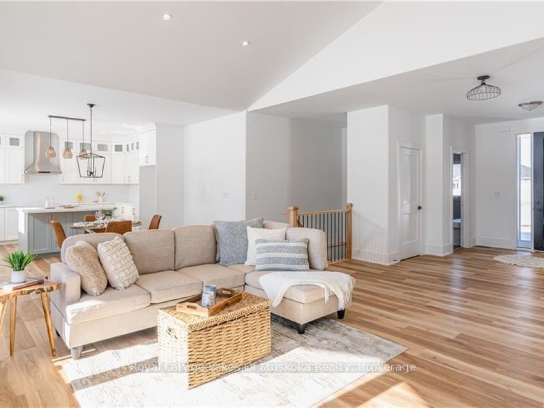 8 MEADOW ACRES ROAD, Oro-Medonte (Warminister)