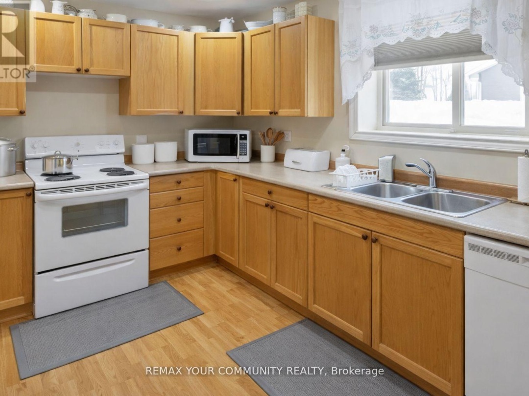 3414 LEE AVENUE, Severn (West Shore)