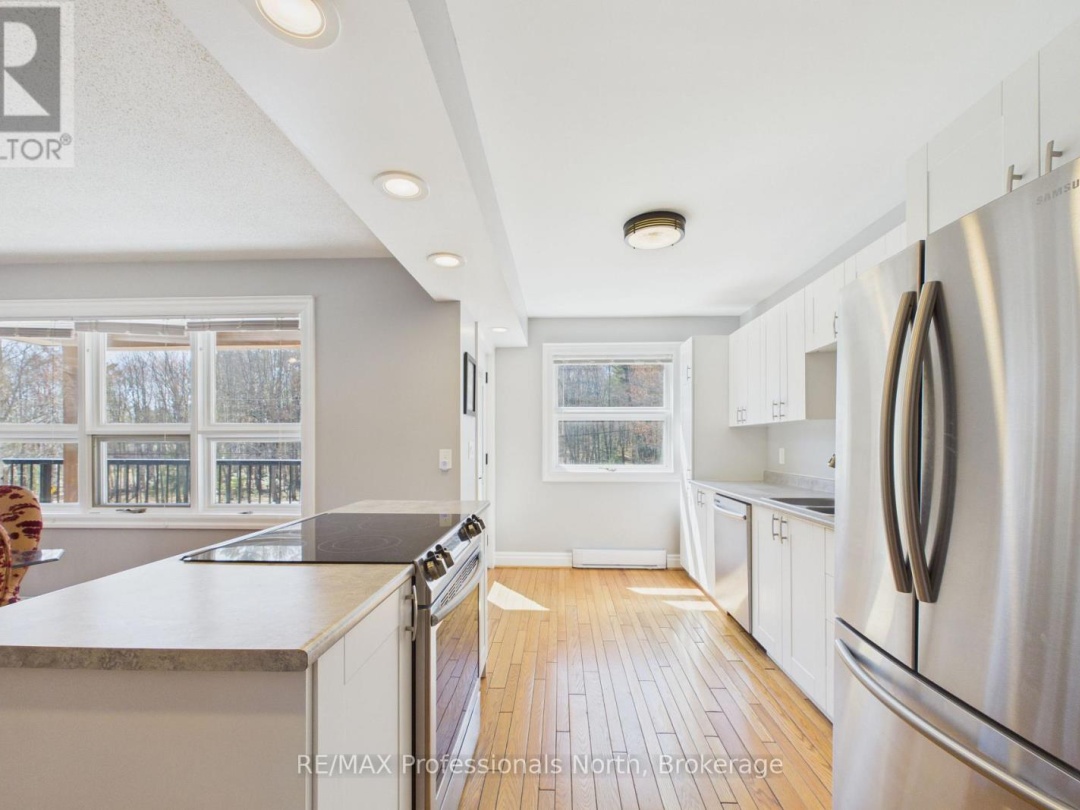 1196 RAVENSCLIFFE ROAD, Huntsville (Chaffey)