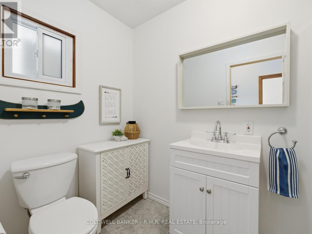 63 LITTLE SILVER LAKE WAY, Little Silver Lake