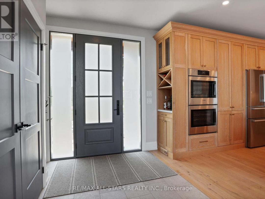 762 COUNTY RD 24, 