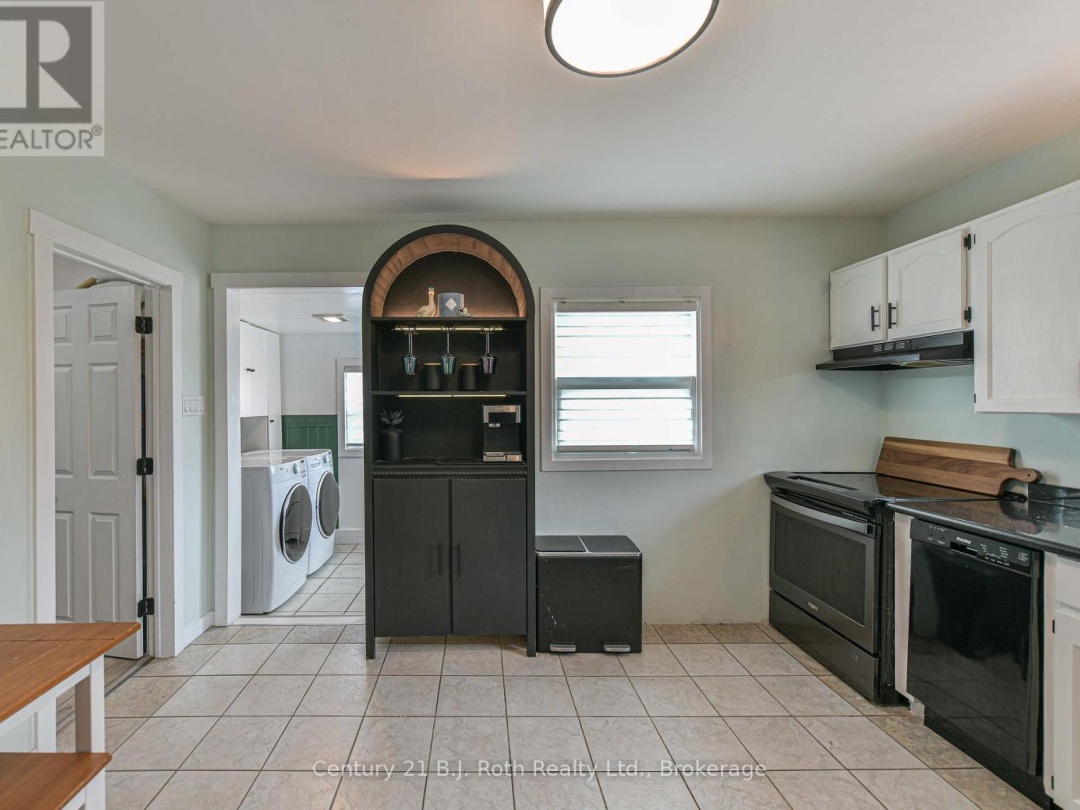 817 EIGHTH AVENUE, Tay (Port McNicoll)