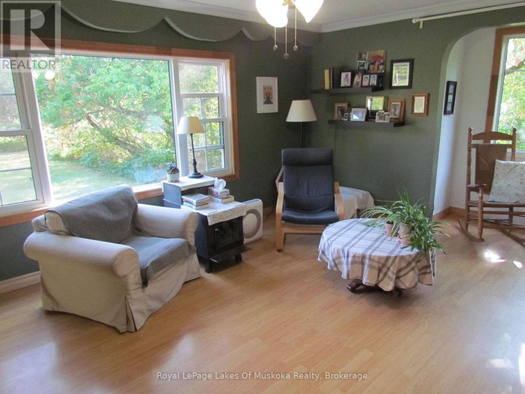 1016 LAYCOX ROAD, 