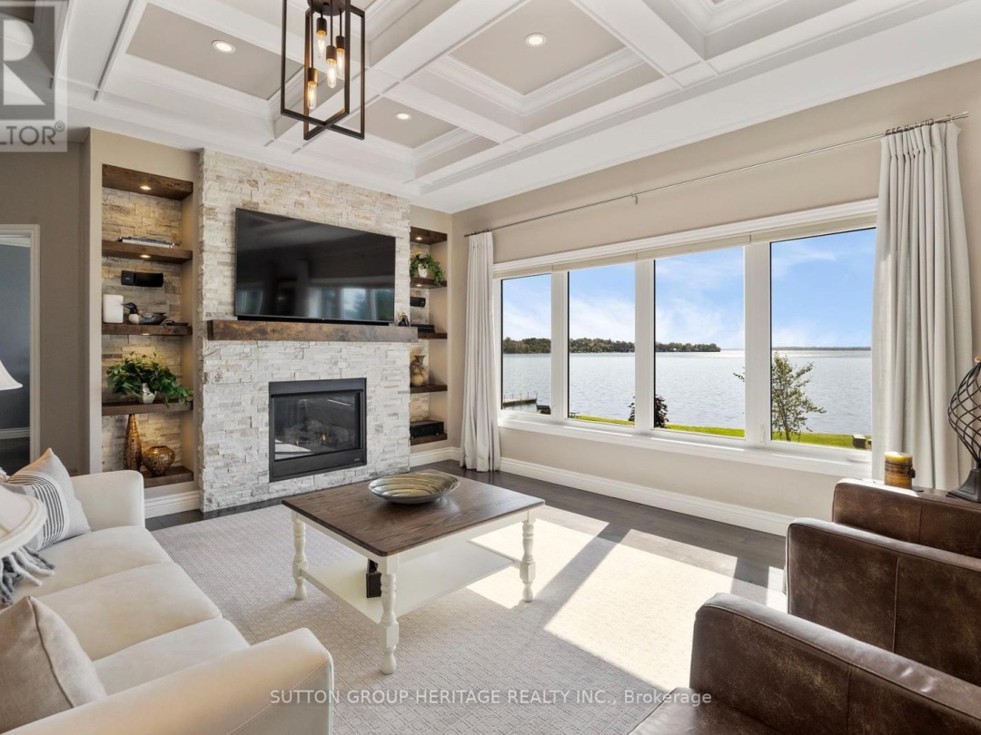 52 HILLSIDE DRIVE, 